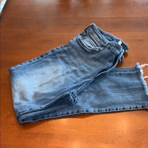 Ladie’s Kut from the Kloth Sz 16 Distressed Straight Skinny Jeans